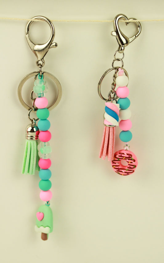 Creamy Bubbly – Perlen-Schlüsselanhänger mit Eiscreme-Charm & Quaste