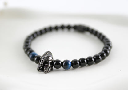 Herren Onyx Tigerauge Armband – Naturstein mit Gladiator Helm Charm