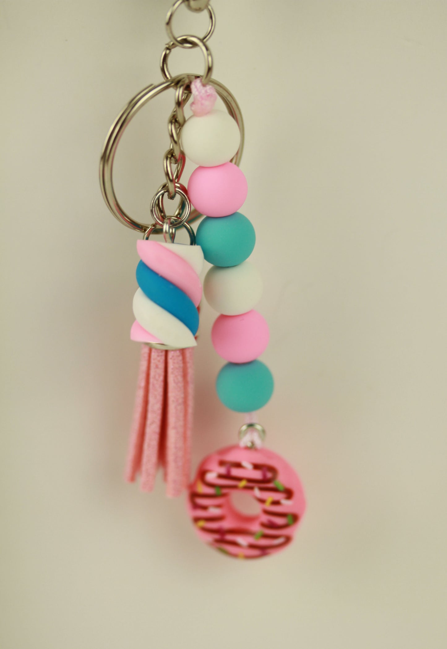 MarshyDonut – Handgefertigter Perlen-Schlüsselanhänger