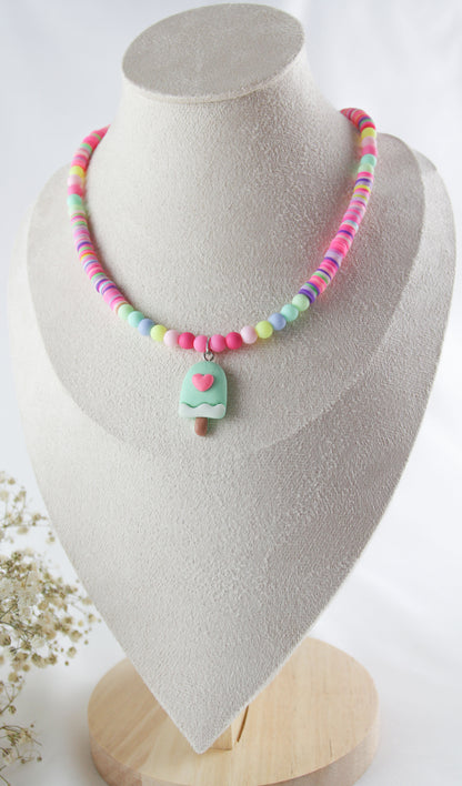 Summer Ice Cream Perlenkette – Grüne Eiscreme Anhänger-Halskette aus Katsuki Perlen