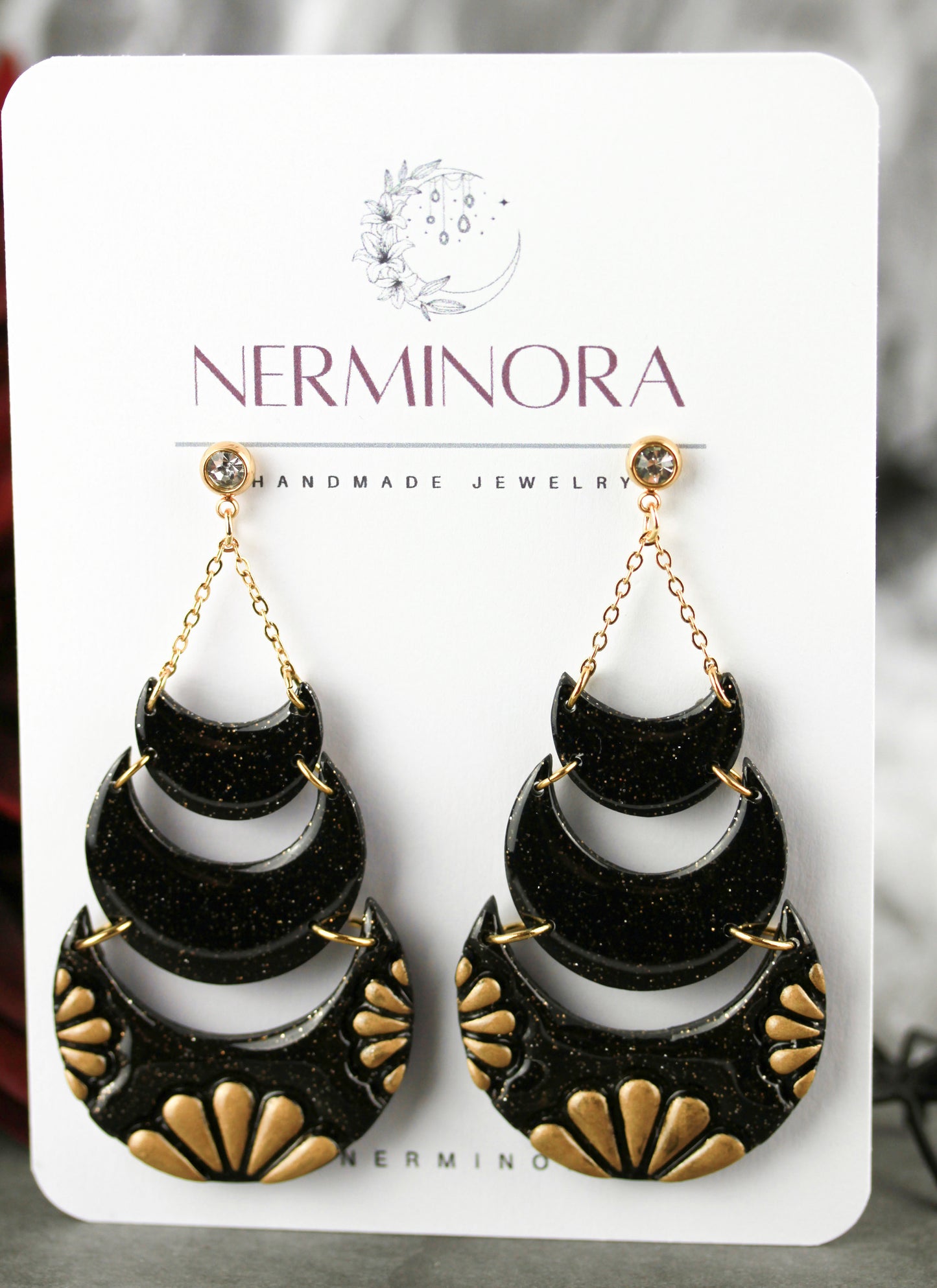 Schwarze Mond-Langohrringe – Handgefertigte Polymer Clay Statement Ohrringe