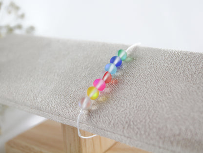 Schimmerndes Regenbogen-Steinarmband – Handgefertigtes Kristallarmband