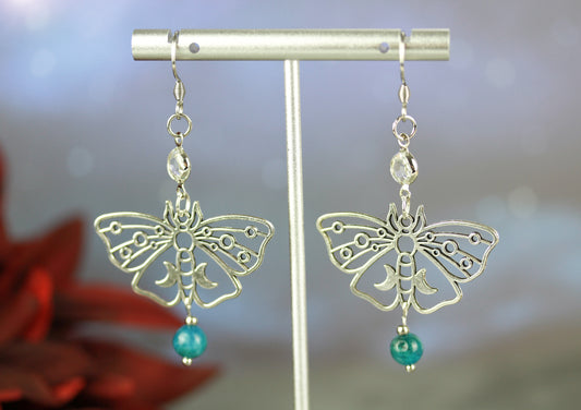 Silberne Butterfly Ohrringe mit blauen Natursteinperlen – Amberwing Kollektion