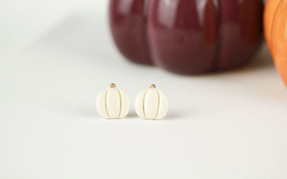Herbst Trio – Tiny Stud Set (Kürbis, Pilz, Blatt) – Polymer Clay Ohrstecker
