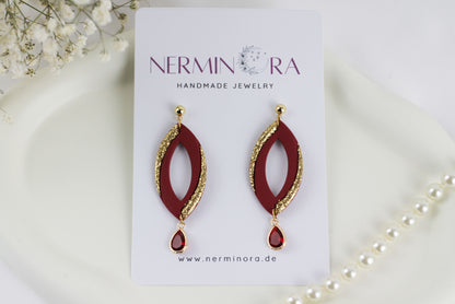 Elegante Rote Kristall Ohrringe – Handgefertigte Polymer Clay Statement