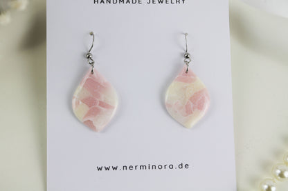 Pastell Rosa & Creme Schimmer – Handgefertigte Polymer Clay Statement Ohrringe