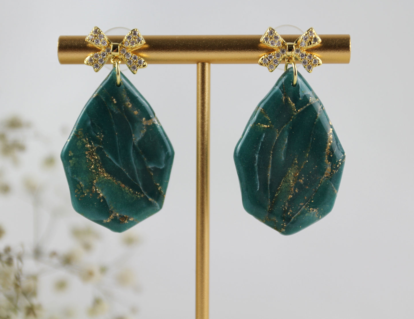 Elegante türkis goldene Polymer Clay Ohrringe und Halskette - Kollektion
