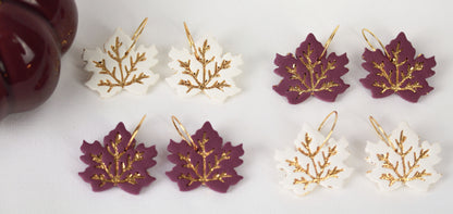 Herbst Ahorn – Weiß-Lila-Gold Ohrringe | Handgefertigte Polymer Clay Kollektion