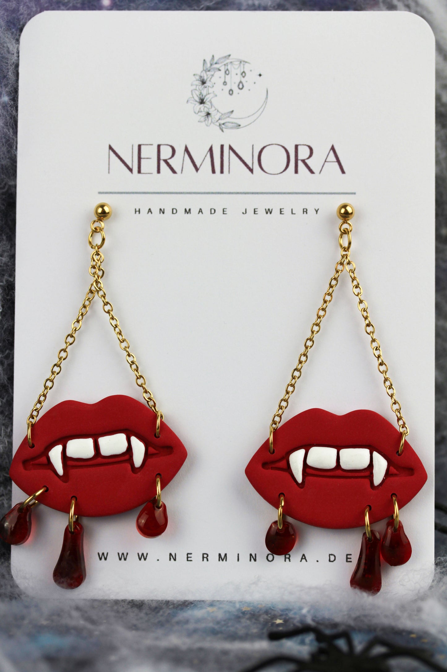 Blutige Lippen Ohrringe – Handgefertigte Horror Statement Ohrringe | Halloween Edition