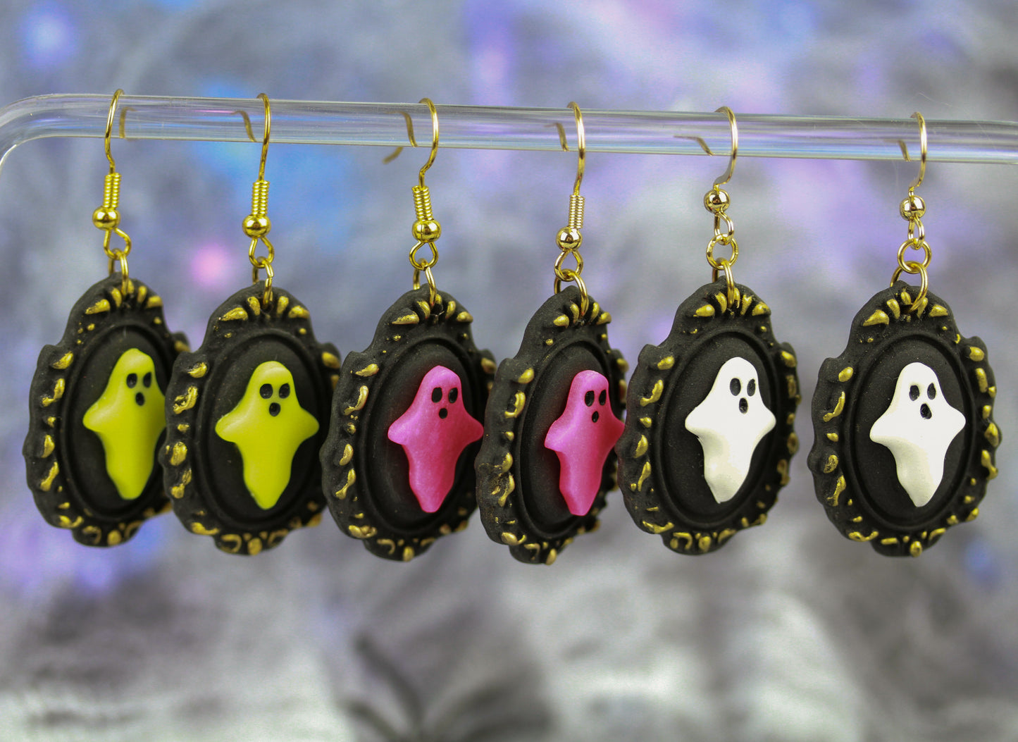 Glow Geist im Rahmen – Leuchtende Bilderrahmen Polymer Clay Ohrringe | Halloween Edition