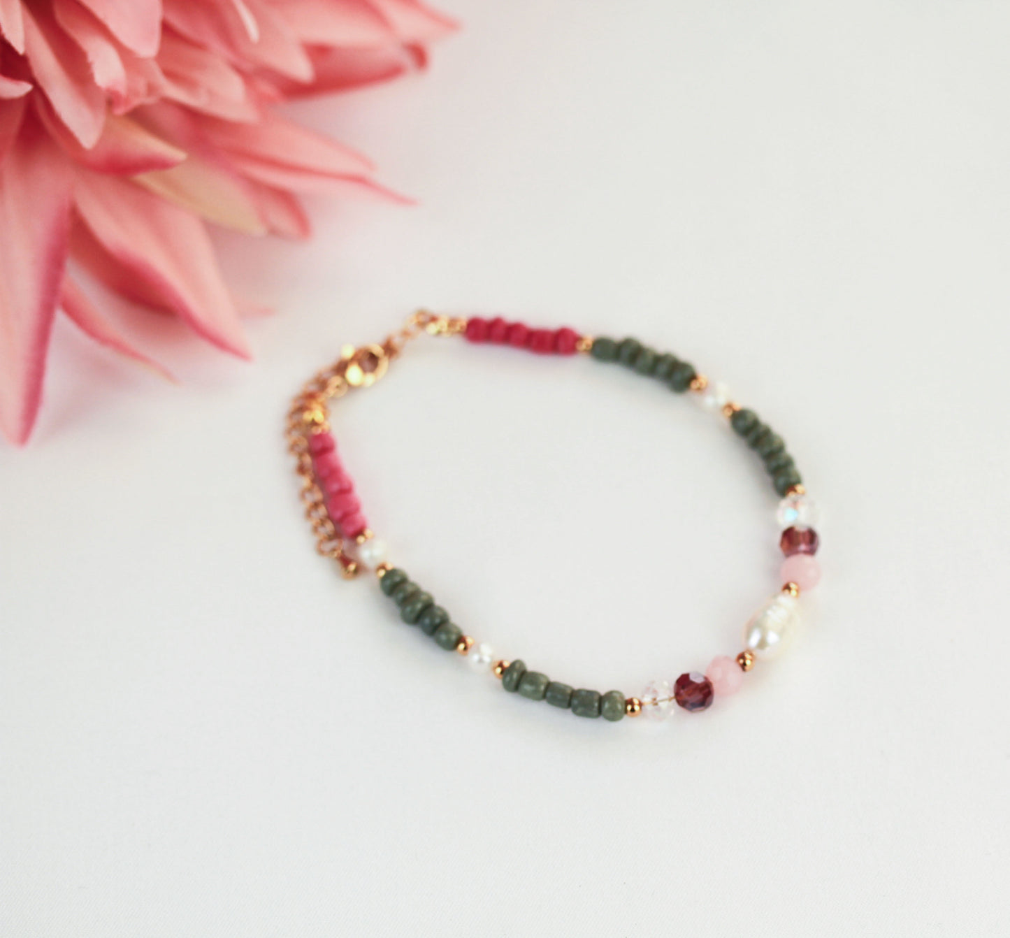 Grün-Altrosa Perlenkette & Armband – Mit Süßwasserperlen | Set