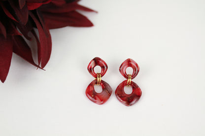 Kleine Rote Marmor Ohrringe – Elegante Polymer Clay Statement Ohrringe | Kollektion