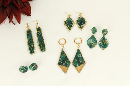 Grüne natursteininspirierte Statement Ohrringe – Kollektion Aureleaf | Handgemacht