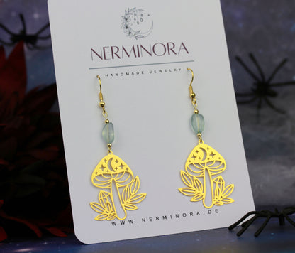 Goldene Pilz Ohrringe mit Natursteinperlen – Statement Schmuck | Enchanted Mushrooms