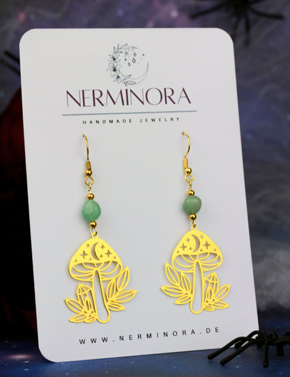 Goldene Pilz Ohrringe mit Natursteinperlen – Statement Schmuck | Enchanted Mushrooms