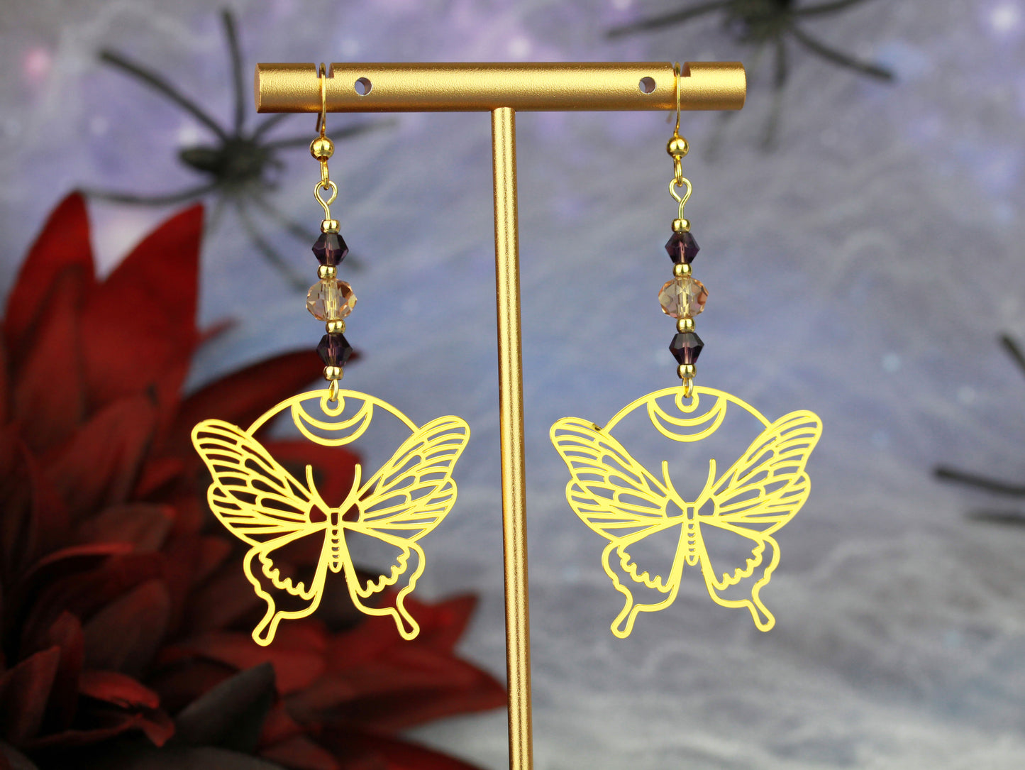 Golden Butterfly Ohrringe mit Kristallperlen – Mystora Kollektion