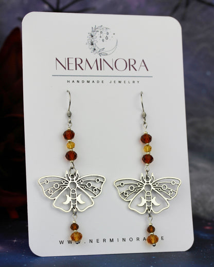 Silver Butterfly Ohrringe mit gelb-braunen Kristallperlen – Amberwing Kollektion