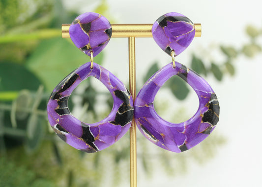 Lila-Schwarze Marmor Statement Ohrringe