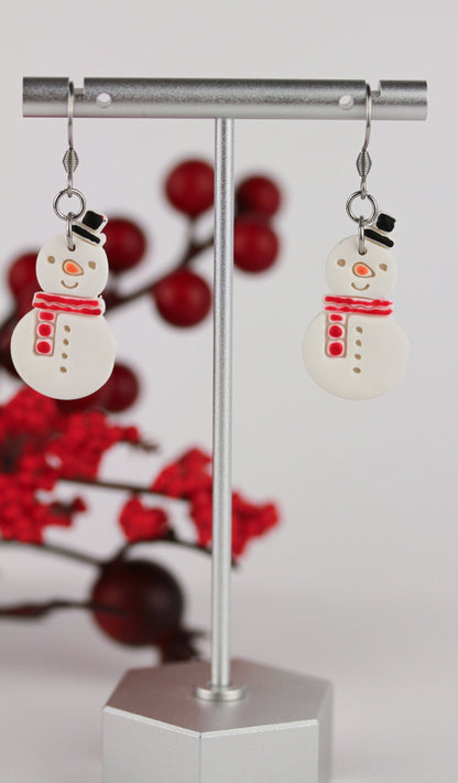 Schneemann Weihnachts Ohrringe – Handgefertigte Polymer Clay Statement Ohrringe