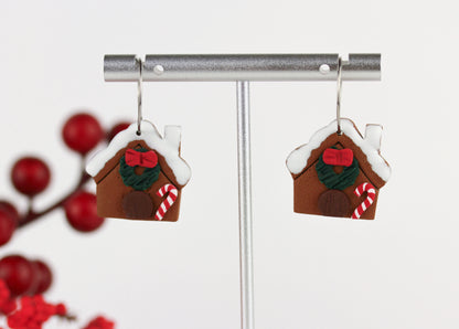 Lebkuchenhaus Weihnachts Ohrringe – Handgefertigte Polymer Clay Statement Ohrringe