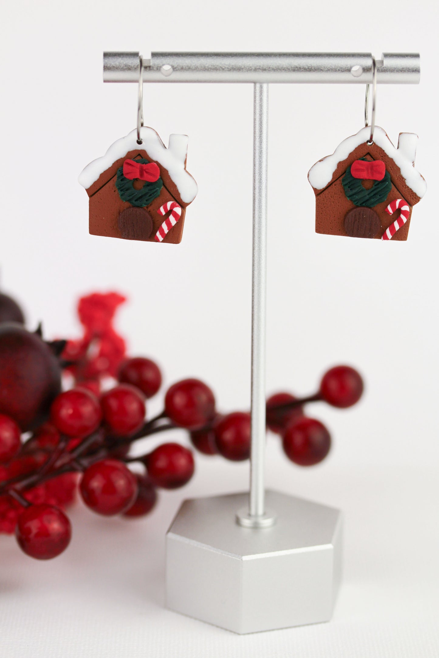 Lebkuchenhaus Weihnachts Ohrringe – Handgefertigte Polymer Clay Statement Ohrringe