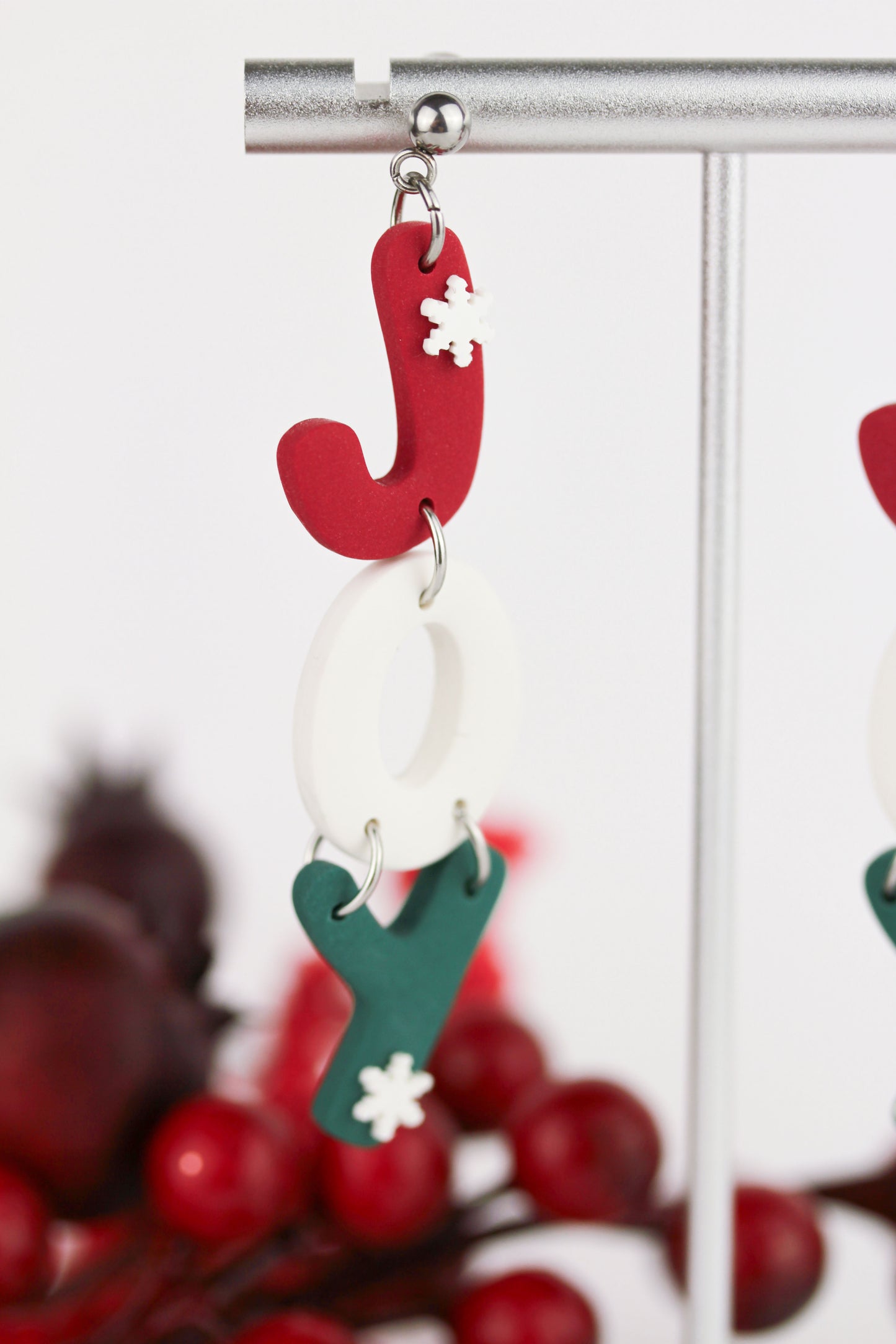 JOY Weihnachts Ohrringe – Handgefertigte Polymer Clay Statement Ohrringe