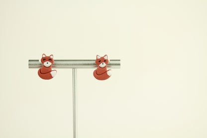 Fuchs Ohrstecker – Handgefertigte Polymer Clay Tierohrringe