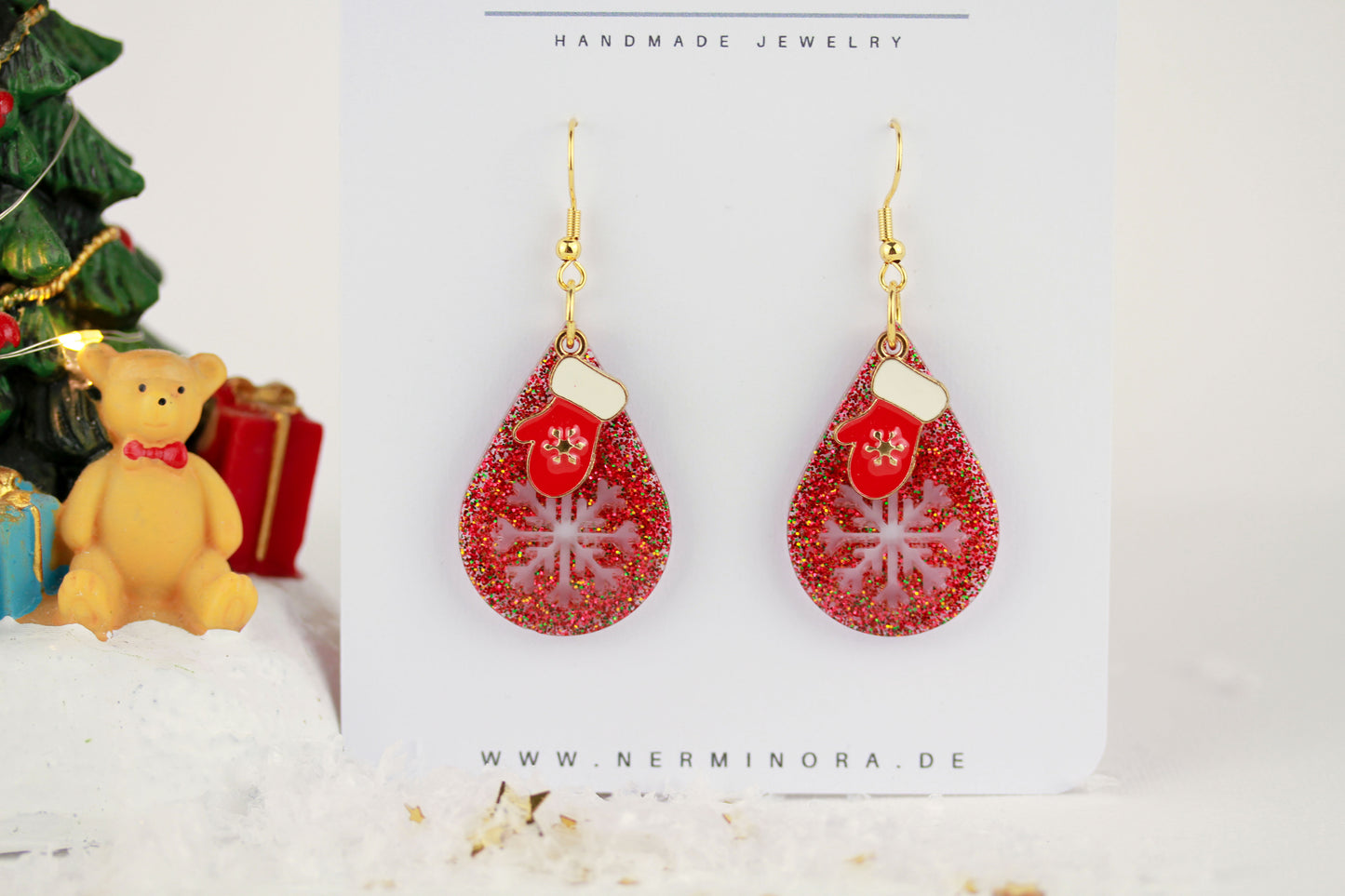 Rote Weihnachts Ohrringe mit Anhänger – Handgefertigte Harzschmuck