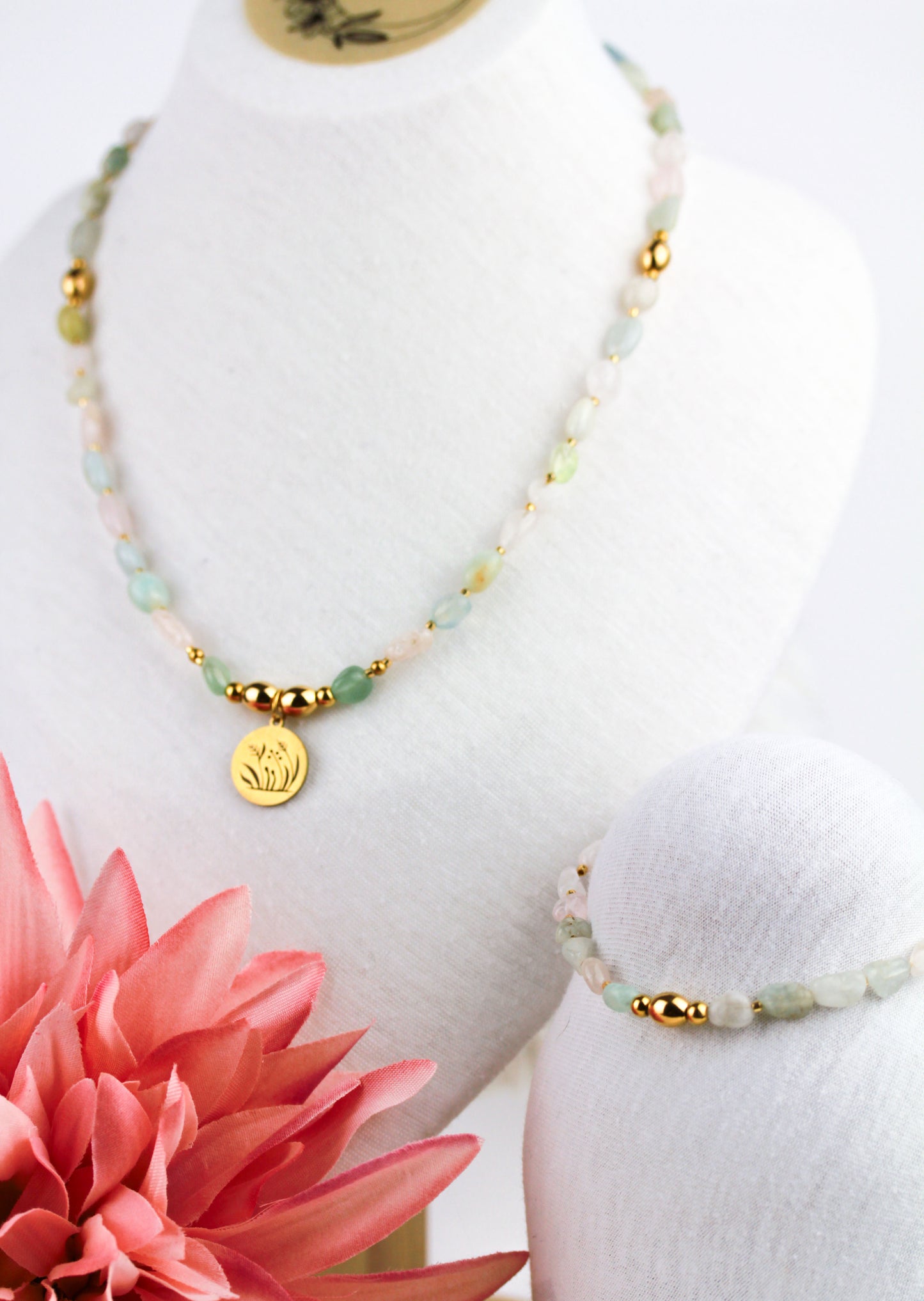 Morganit Perlen Schmuckset – Perlenkette & Armband | Handgefertigt