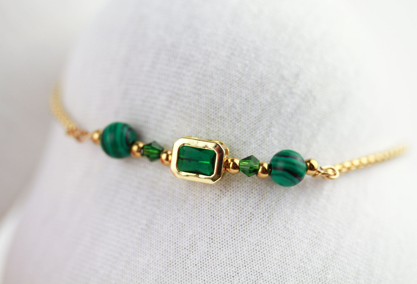 Malachit Naturstein Schmuckset – Perlenkette & Armband | Handgefertigt