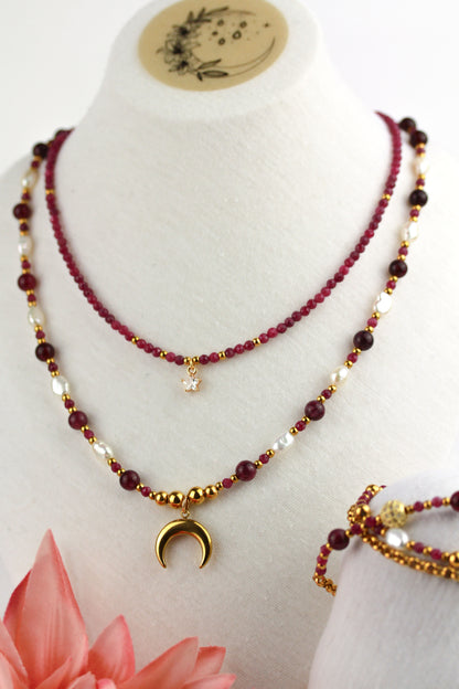 Garnet & Süßwasserperlen Schmuckset mit Mondanhänger – Handgefertigt