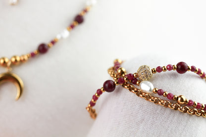 Garnet & Süßwasserperlen Schmuckset mit Mondanhänger – Handgefertigt