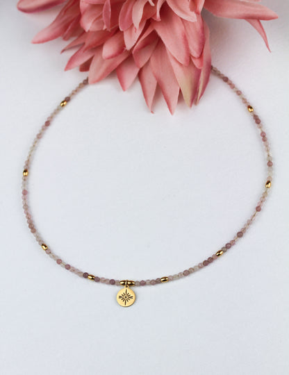 Rosenquarz Naturstein Perlenhalskette – Handgefertigt