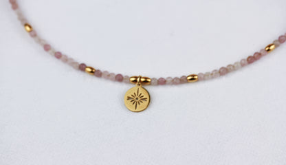 Rosenquarz Naturstein Perlenhalskette – Handgefertigt