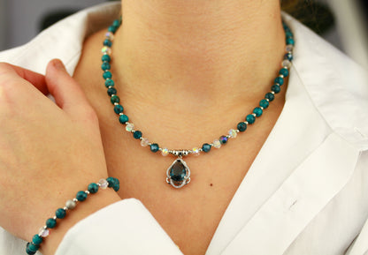 Türkis-Blaue Perlenkette & Armband – Handgefertigtes Schmuckset