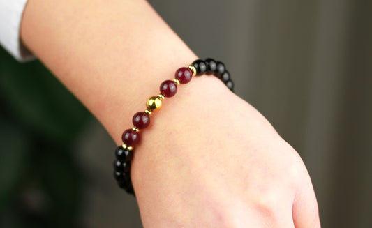 Garnet & Onyx Naturstein Perlenarmband – Handgemachtes Unikat