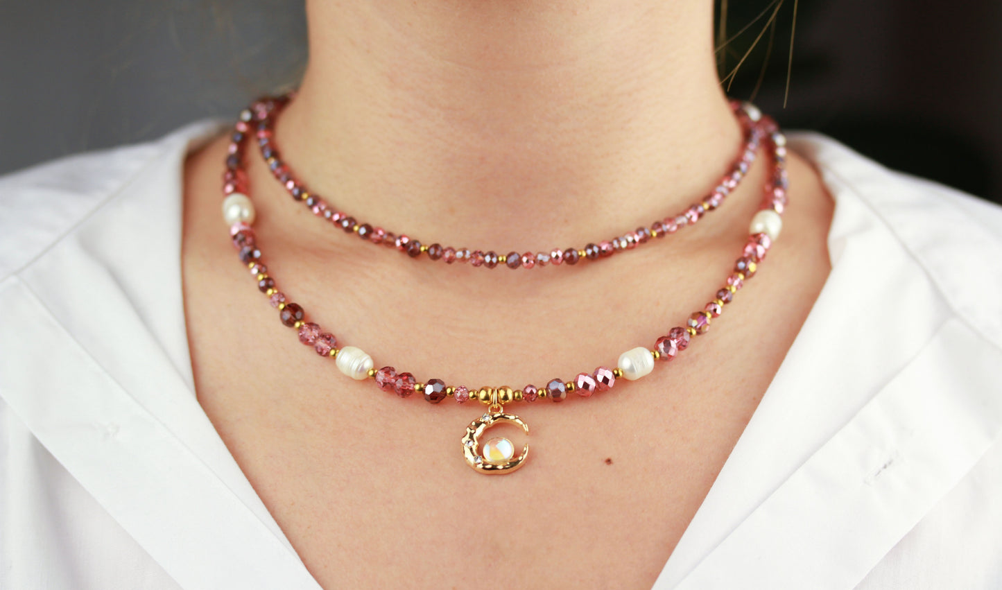 Layering Schmuckset – Kristall & Süßwasserperlen Halskette mit Mondanhänger | Handgefertigt