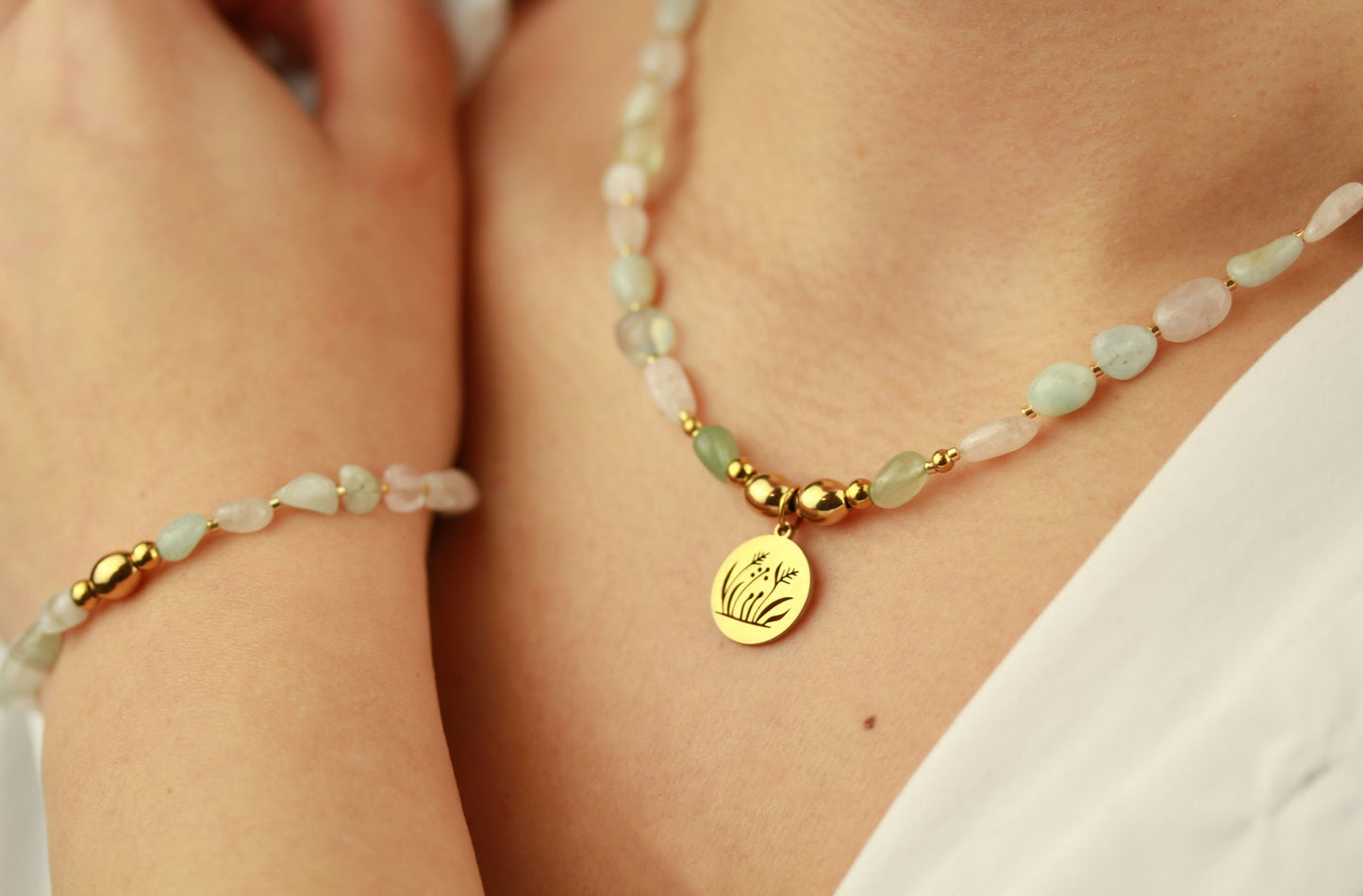 Morganit Perlen Schmuckset – Perlenkette & Armband | Handgefertigt