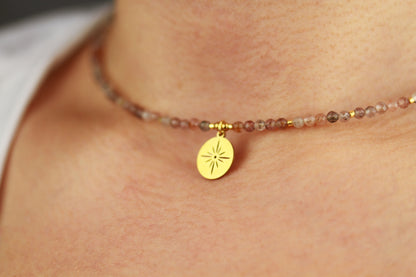 Zarter Sonnenstein Choker – Naturstein Perlenhalskette | Handgefertigt