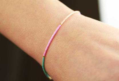 Buntes Miyuki Perlenarmband – Handgefertigter filigraner Schmuck