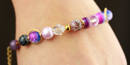 Lila Universe Armband – Kristall & Amethyst Naturstein | Handgefertigtes Perlenarmband