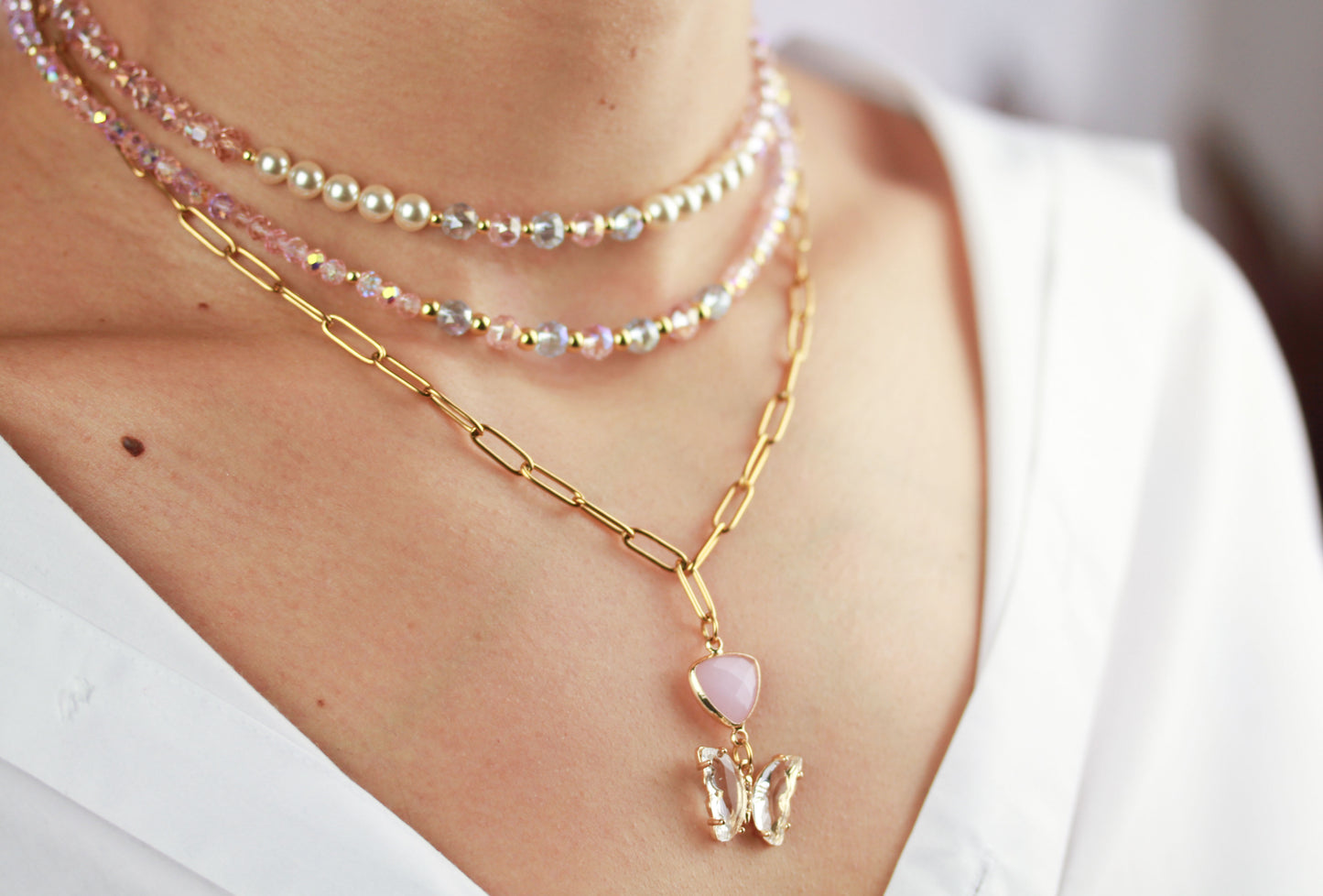 Rosa Layering Perlenkettenset mit Schmetterling – Handgefertigtes Schmuckset