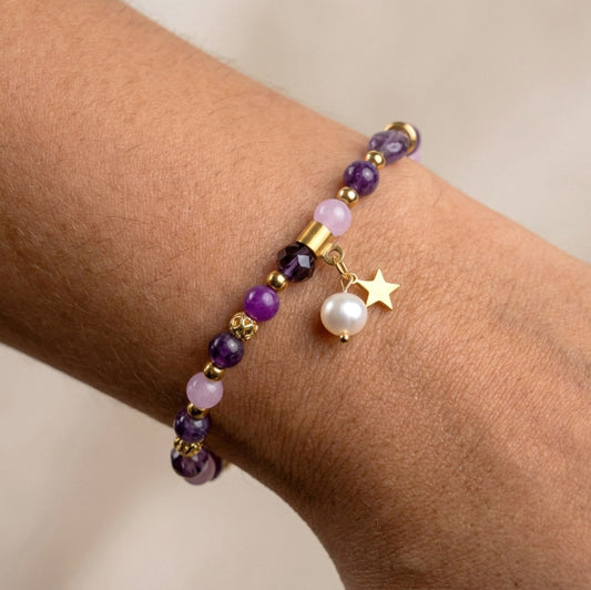 Armband aus Amethyst · Quarz · Süßwasserperle – Handgefertigtes Perlenarmband