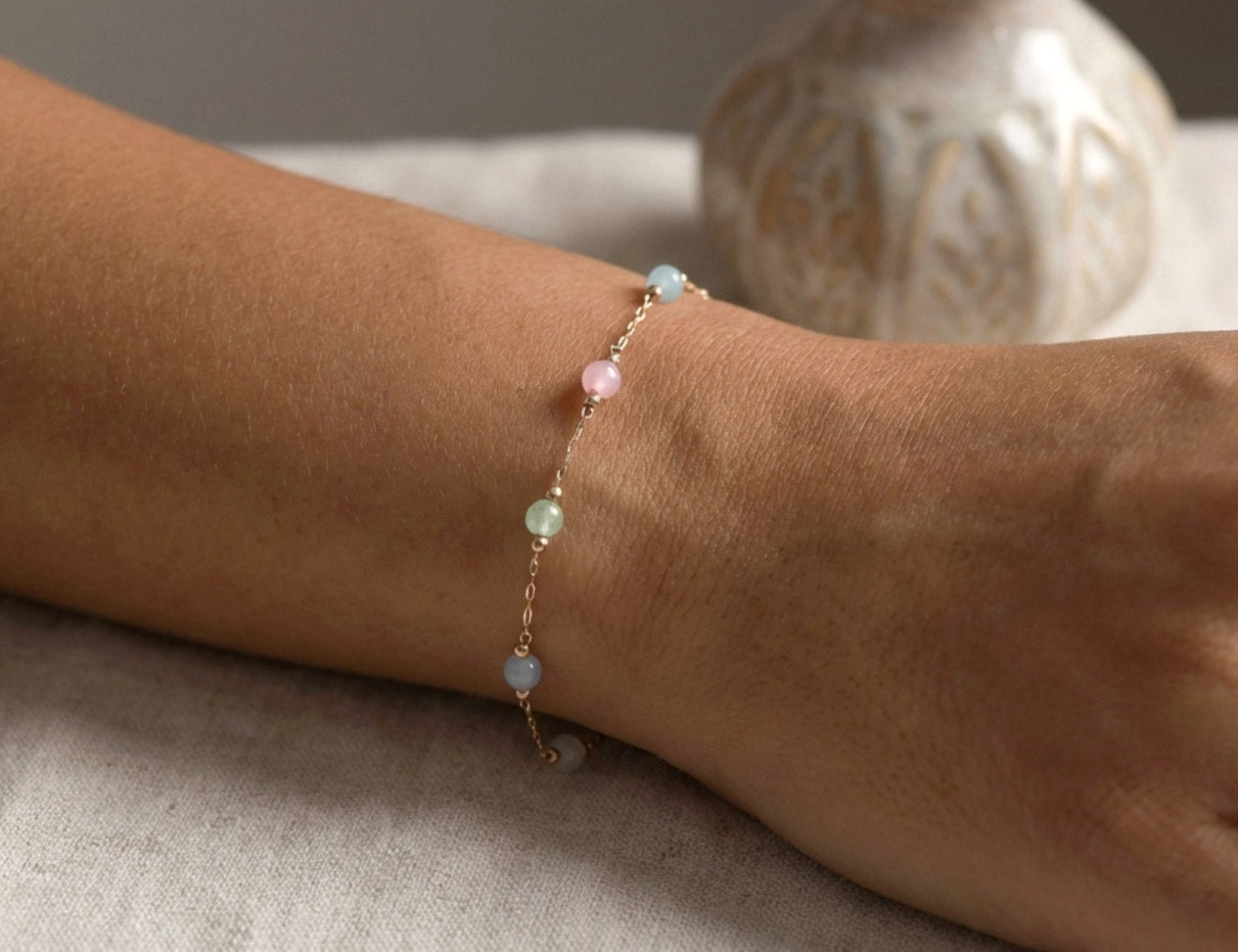 Buntes Perlenarmband mit Verschluss – Farbenfrohes handgefertigtes Unikat