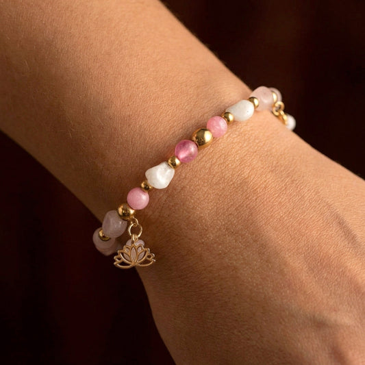 Armband mit Rosenquarz · Rhodonit · Quarz – Handgefertigtes Perlenarmband