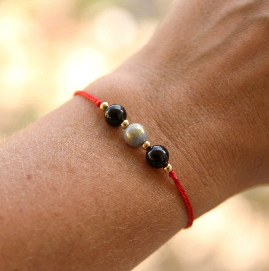 Gold-Obsidian Armband mit Naturperle – Elegantes Seidenfaden-Armband | Handmade