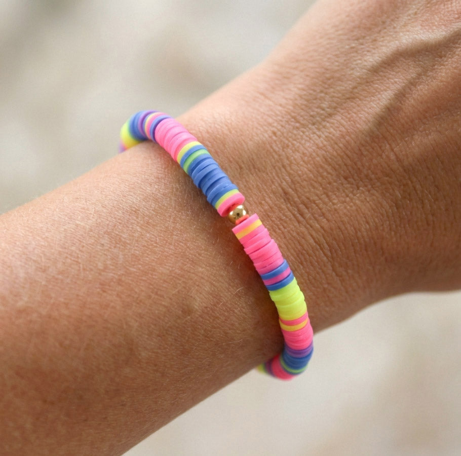 Neon Pink Katsuki Armband mit Natursteinen – Handgemachtes Polymer Clay Armband