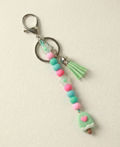 Happy Creamy – Perlen-Schlüsselanhänger mit Eiscreme-Charm & Quaste