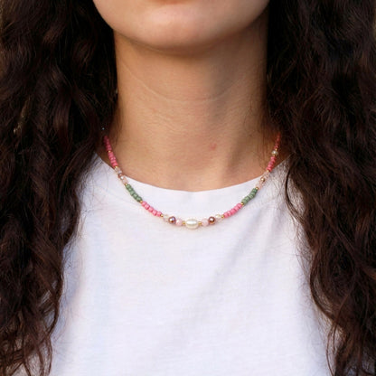 Grün-Altrosa Perlenkette & Armband – Mit Süßwasserperlen - Set