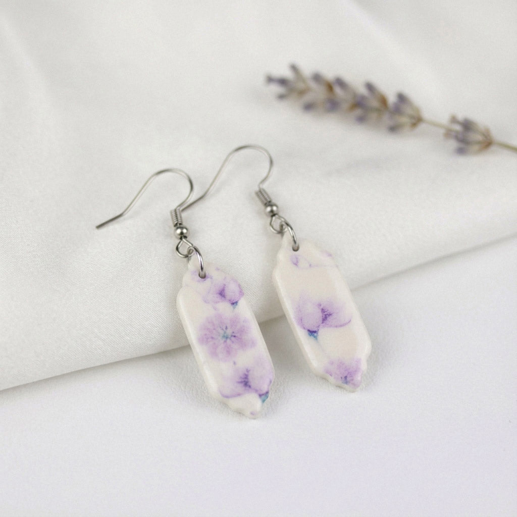 Florale Hängeohrringe – Kollektion Mauveline | Polymer Clay Statement Schmuck
